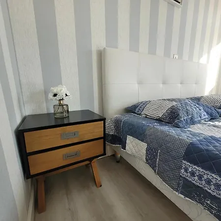 2 Pieces Eventail Et Apartment *