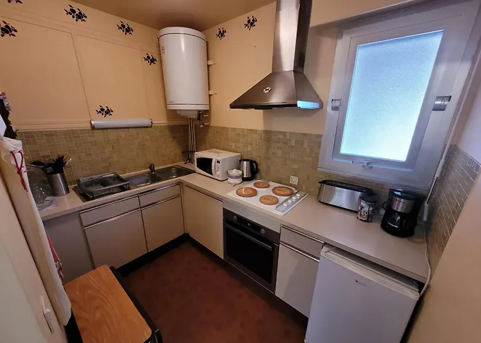 2 Pieces Eventail Et Апартаменты